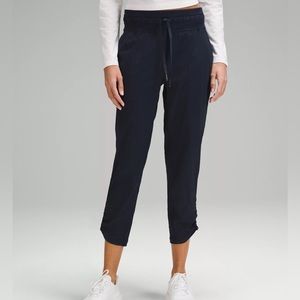 Black Lululemon Capris US 8